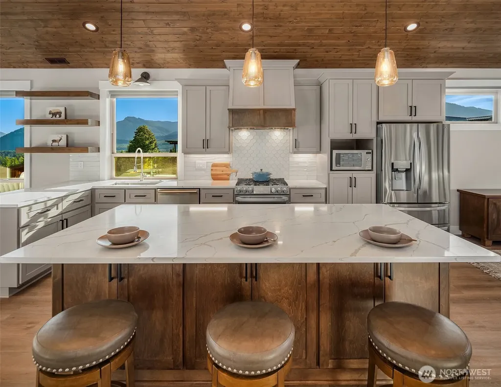 150 Burl Lane Packwood WA 98361