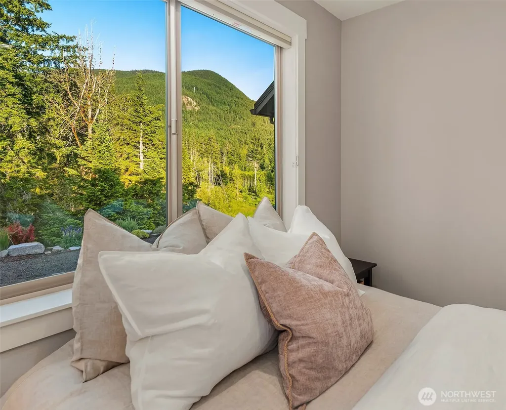 150 Burl Lane Packwood WA 98361