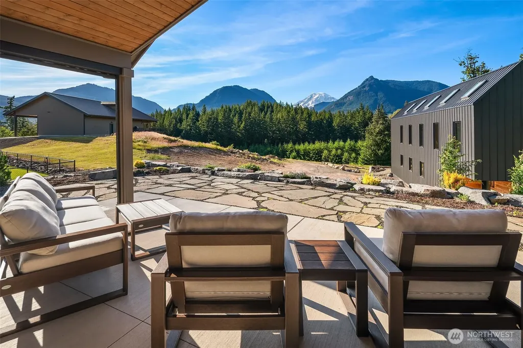 150 Burl Lane Packwood WA 98361