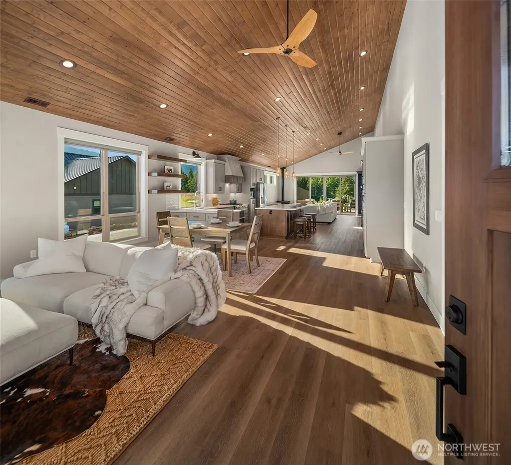 150 Burl Lane Packwood WA 98361