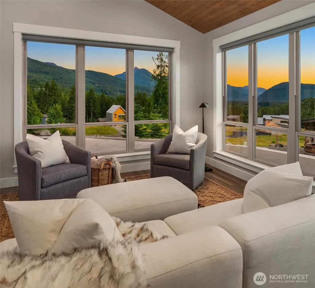 150 Burl Lane Packwood WA 98361