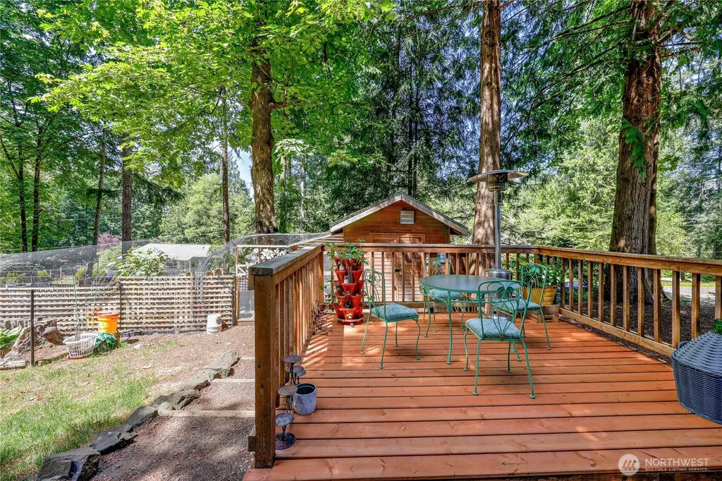 8210 University Point Circle NE Bremerton WA 98311