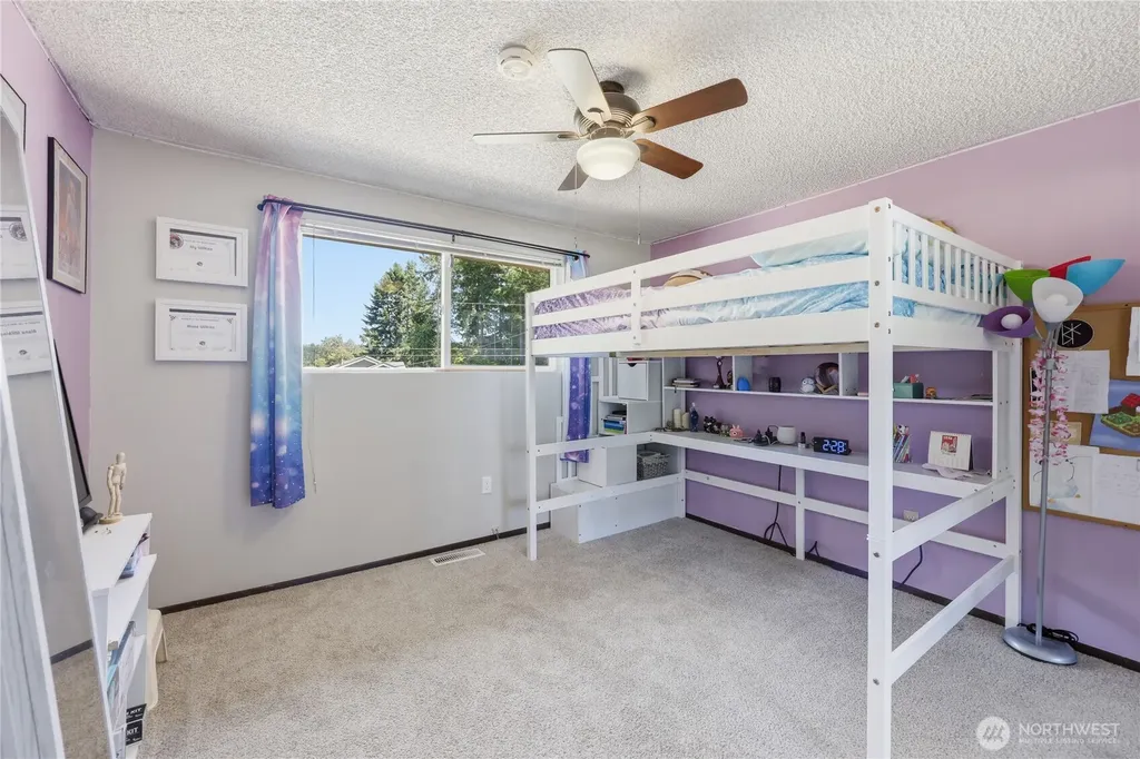 8210 University Point Circle NE Bremerton WA 98311