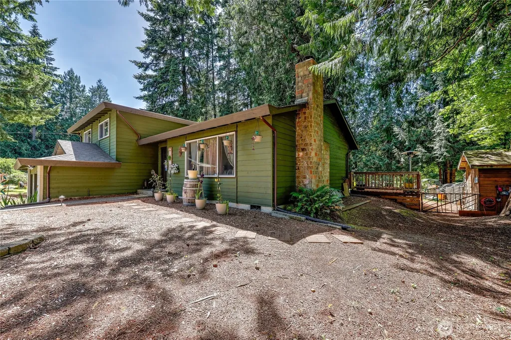 8210 University Point Circle NE Bremerton WA 98311