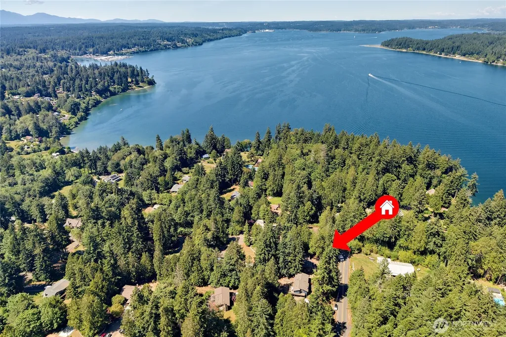8210 University Point Circle NE Bremerton WA 98311