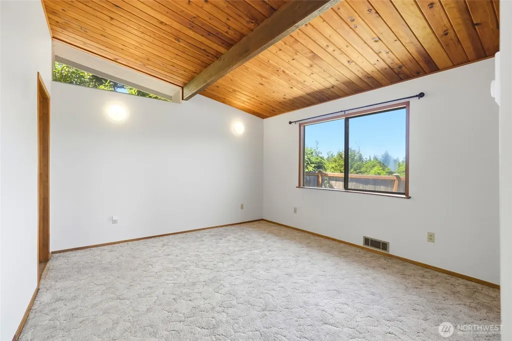 1838 Edgewood Drive Camano Island WA 98282