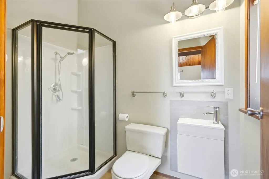 1838 Edgewood Drive Camano Island WA 98282