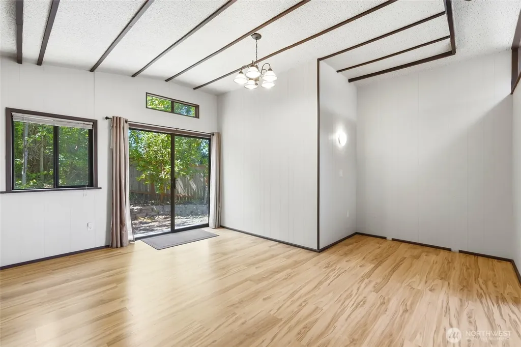 1838 Edgewood Drive Camano Island WA 98282