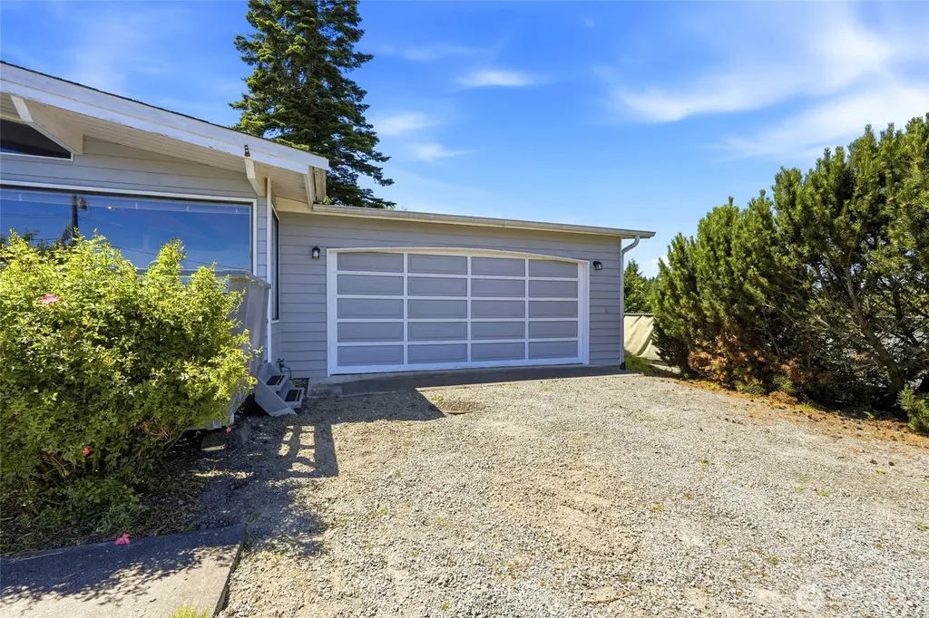 1838 Edgewood Drive Camano Island WA 98282