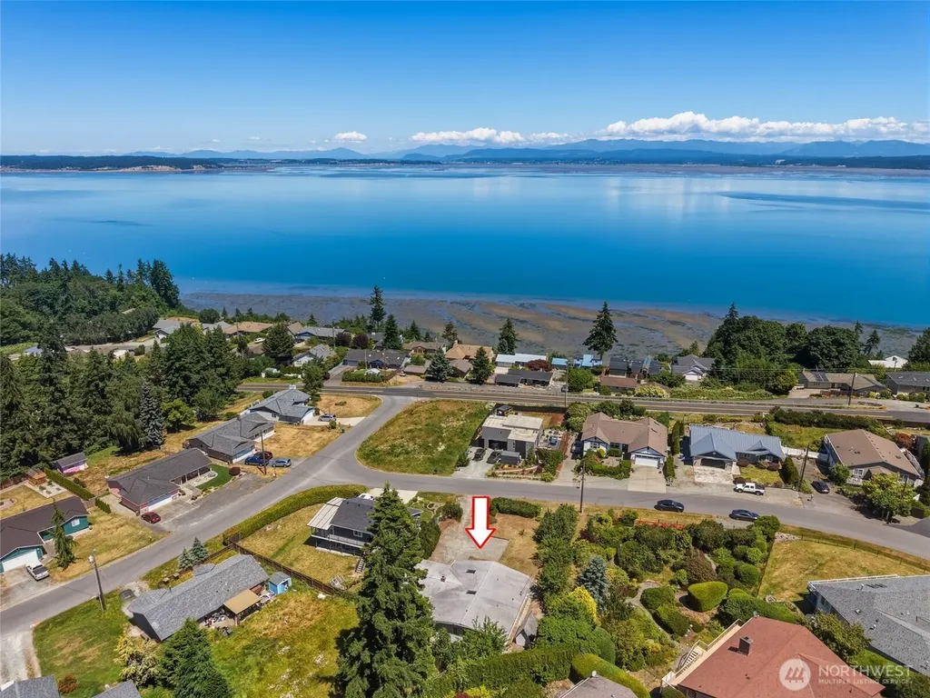 1838 Edgewood Drive Camano Island WA 98282