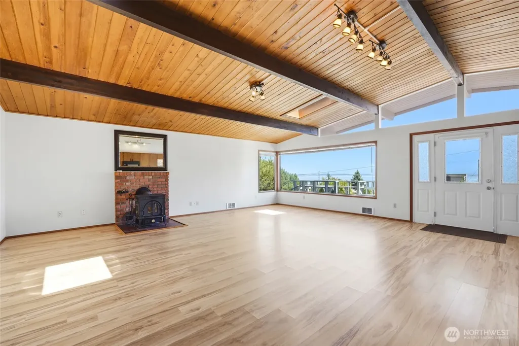 1838 Edgewood Drive Camano Island WA 98282