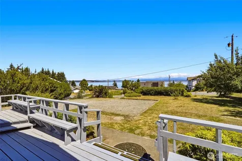 1838 Edgewood Drive Camano Island WA 98282