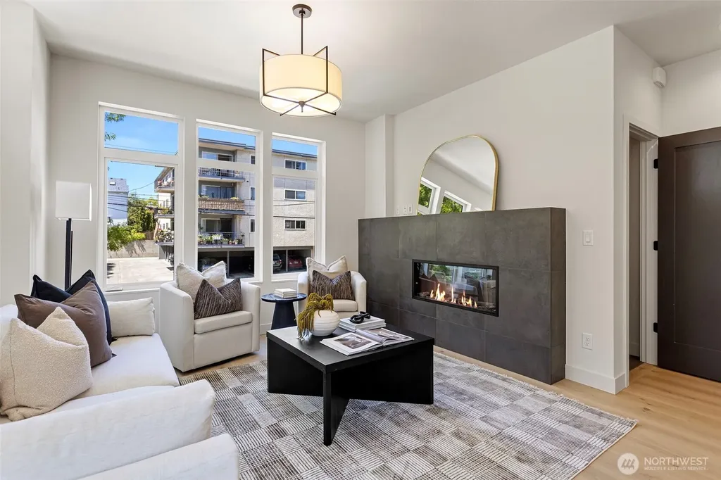4432 Dayton Avenue N Seattle WA 98103