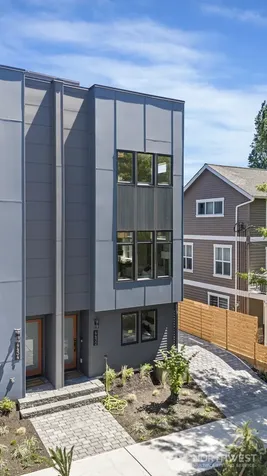4432 Dayton Avenue N Seattle WA 98103