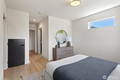 4432 Dayton Avenue N Seattle WA 98103