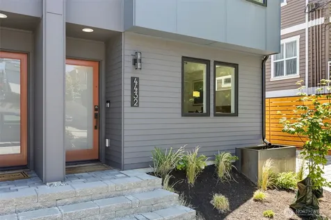 4432 Dayton Avenue N Seattle WA 98103