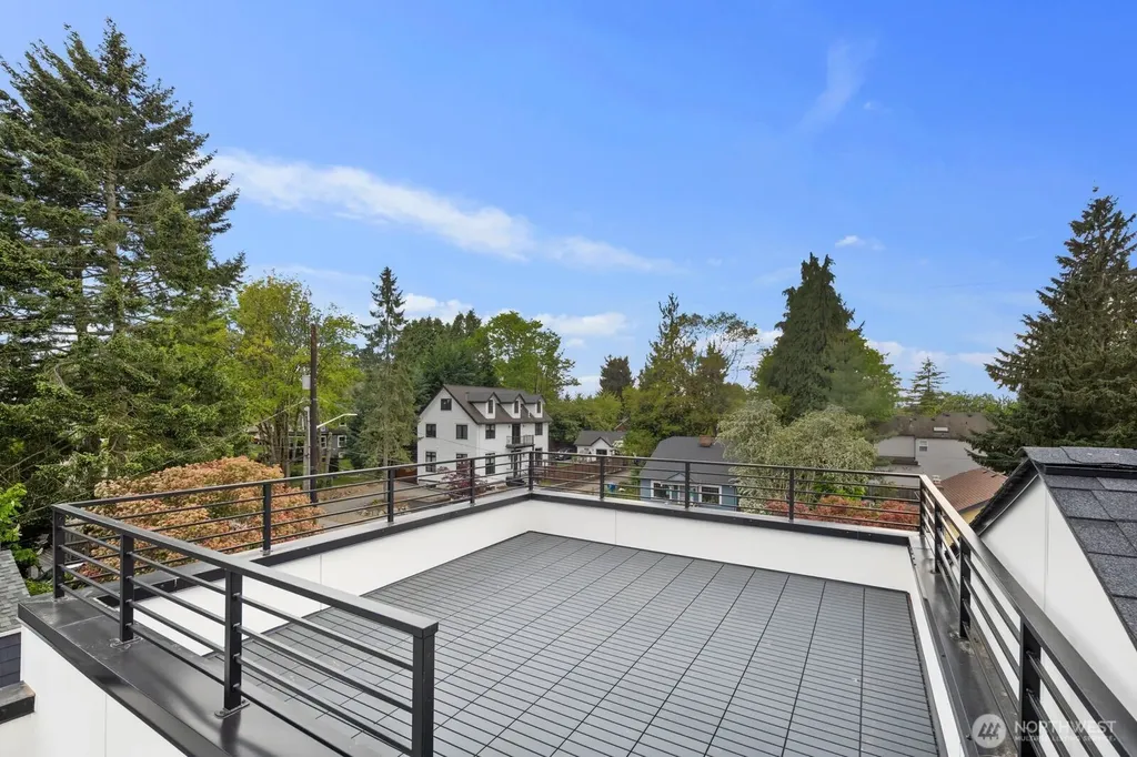 9024 Corliss Avenue N Seattle WA 98103