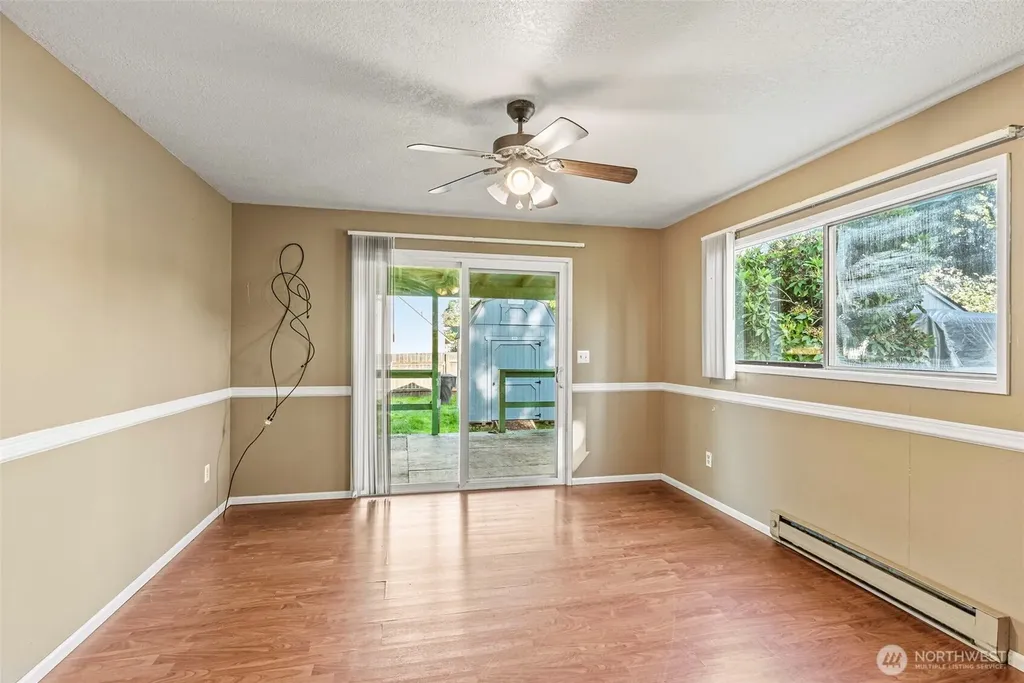 244 19th Avenue Longview WA 98632