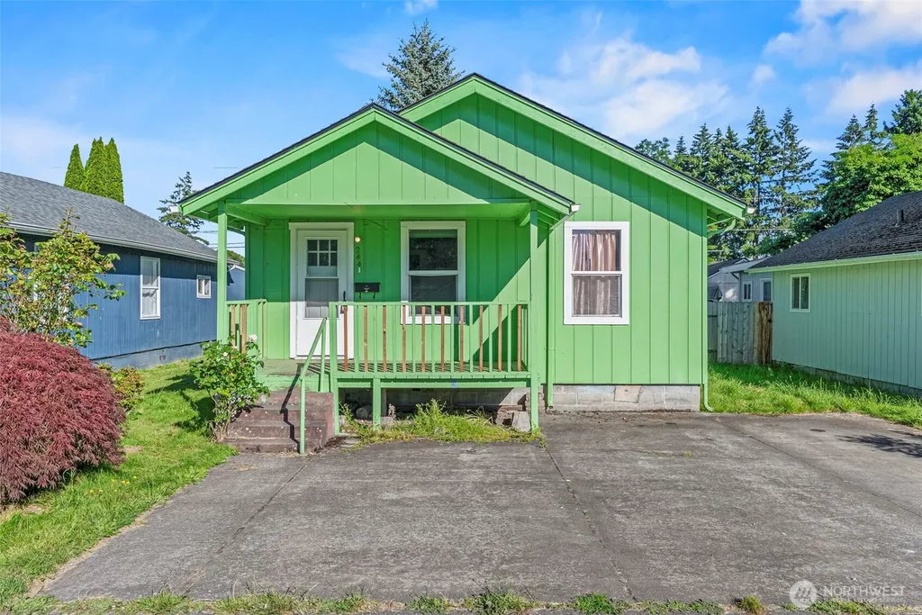 244 19th Avenue Longview WA 98632