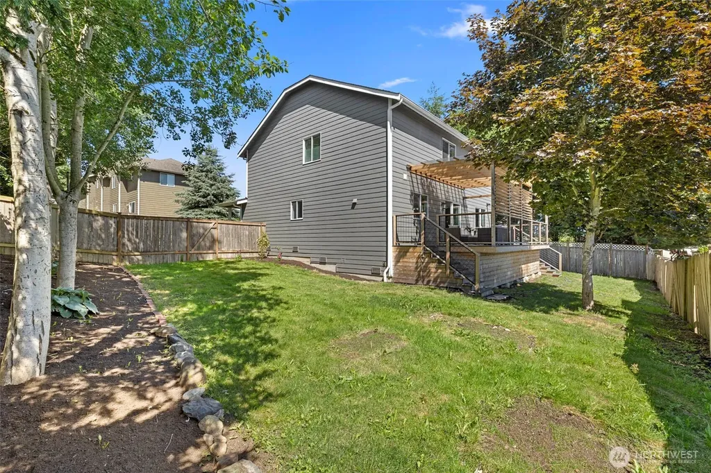 7304 284th Street NW Stanwood WA 98292