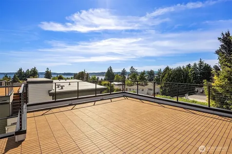 547 16th Avenue W Kirkland WA 98033