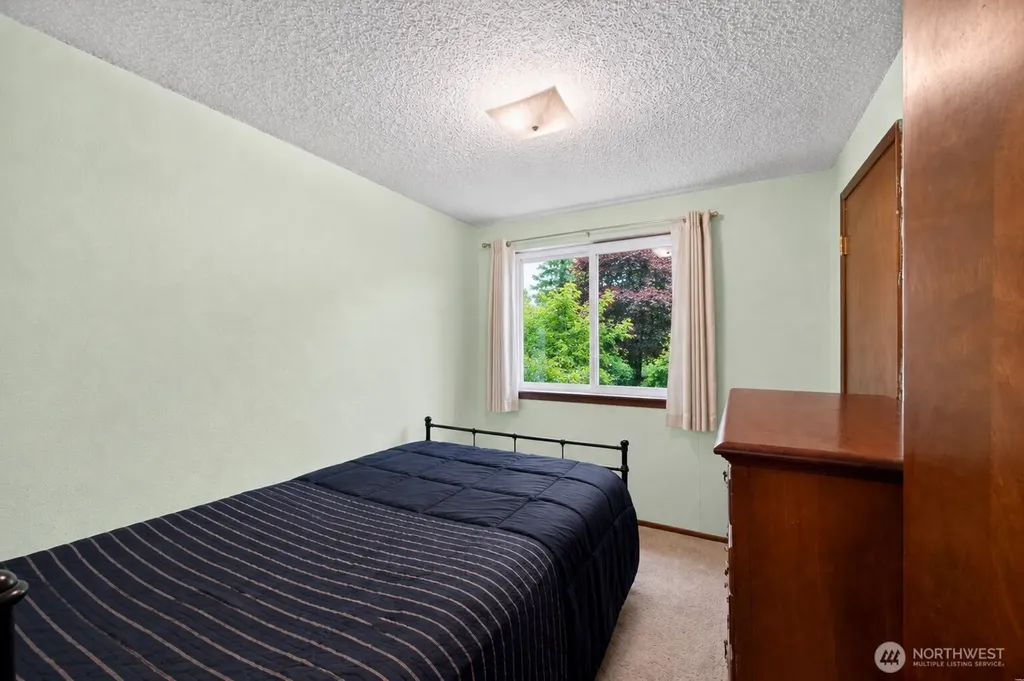 925 139th Street E Tacoma WA 98445
