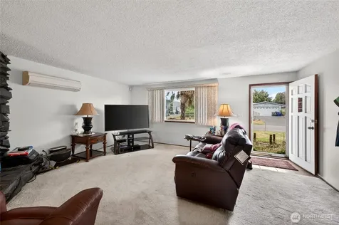 925 139th Street E Tacoma WA 98445