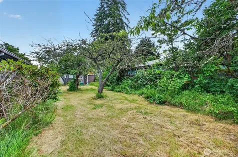 925 139th Street E Tacoma WA 98445