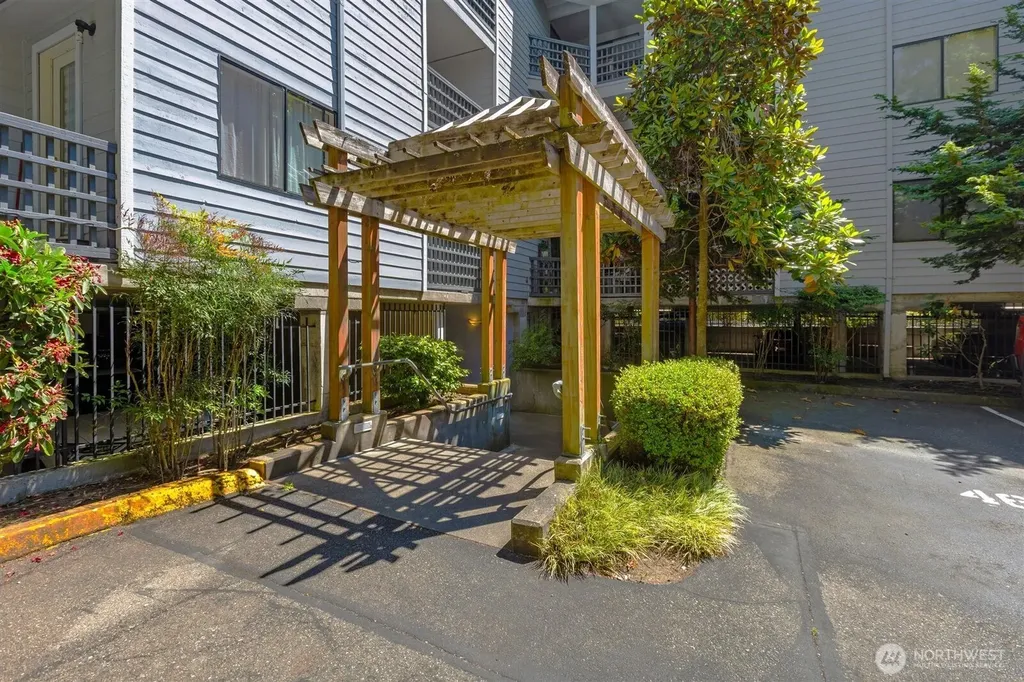710 N 160th Street Shoreline WA 98133