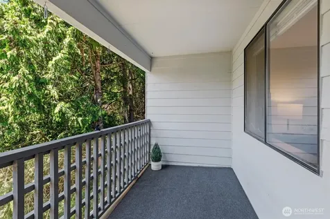 710 N 160th Street Shoreline WA 98133