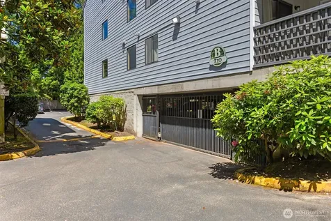 710 N 160th Street Shoreline WA 98133
