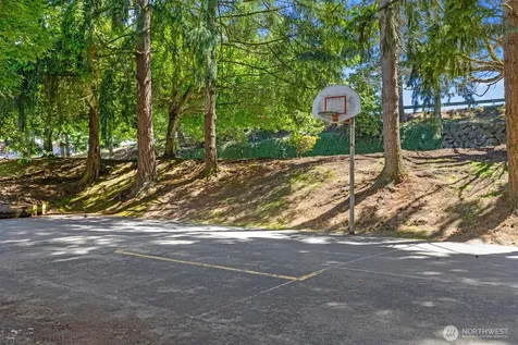 710 N 160th Street Shoreline WA 98133