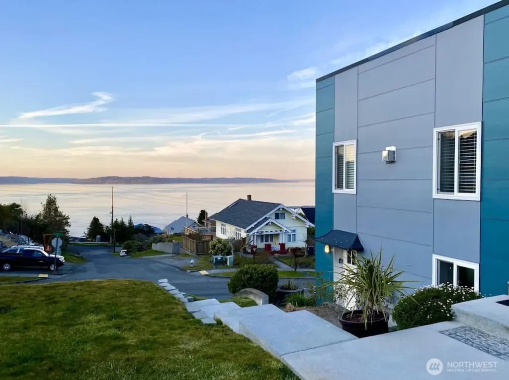 2726 N 30th Street Tacoma WA 98407