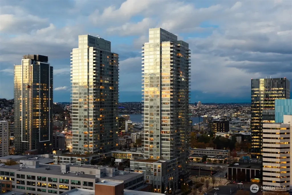 583 Battery Street Seattle WA 98121