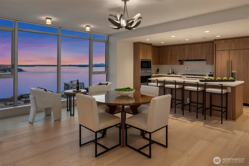 583 Battery Street Seattle WA 98121