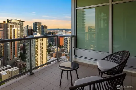 583 Battery Street Seattle WA 98121