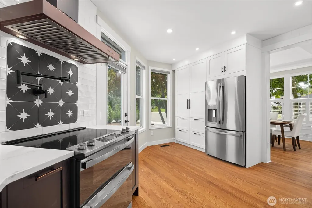 18720 33rd Avenue SE Bothell WA 98012