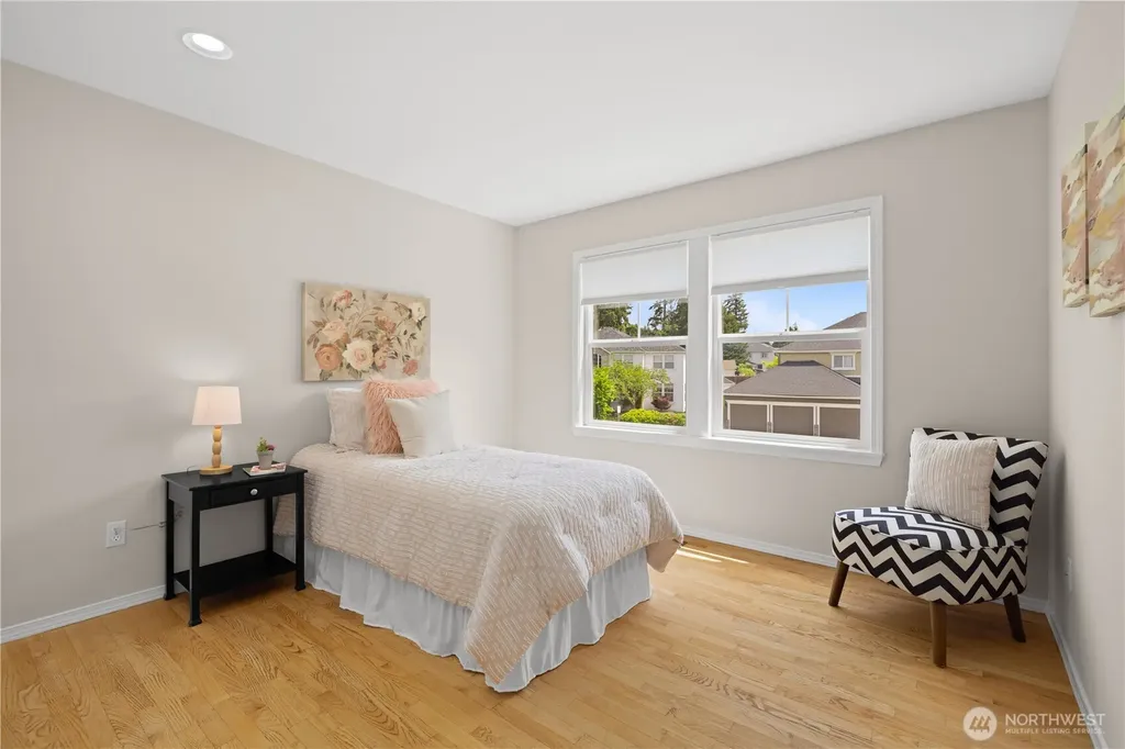 18720 33rd Avenue SE Bothell WA 98012