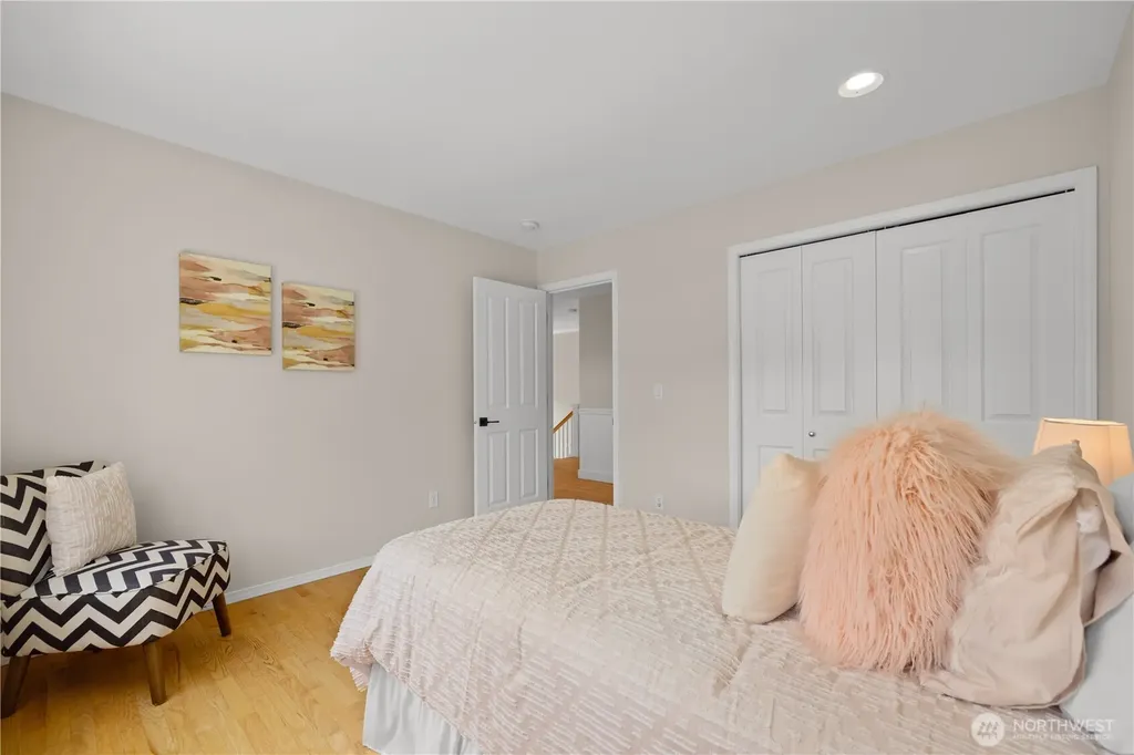 18720 33rd Avenue SE Bothell WA 98012