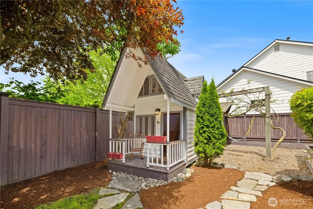18720 33rd Avenue SE Bothell WA 98012
