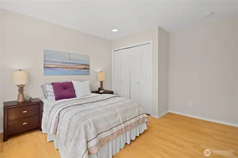 18720 33rd Avenue SE Bothell WA 98012