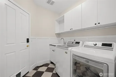 18720 33rd Avenue SE Bothell WA 98012