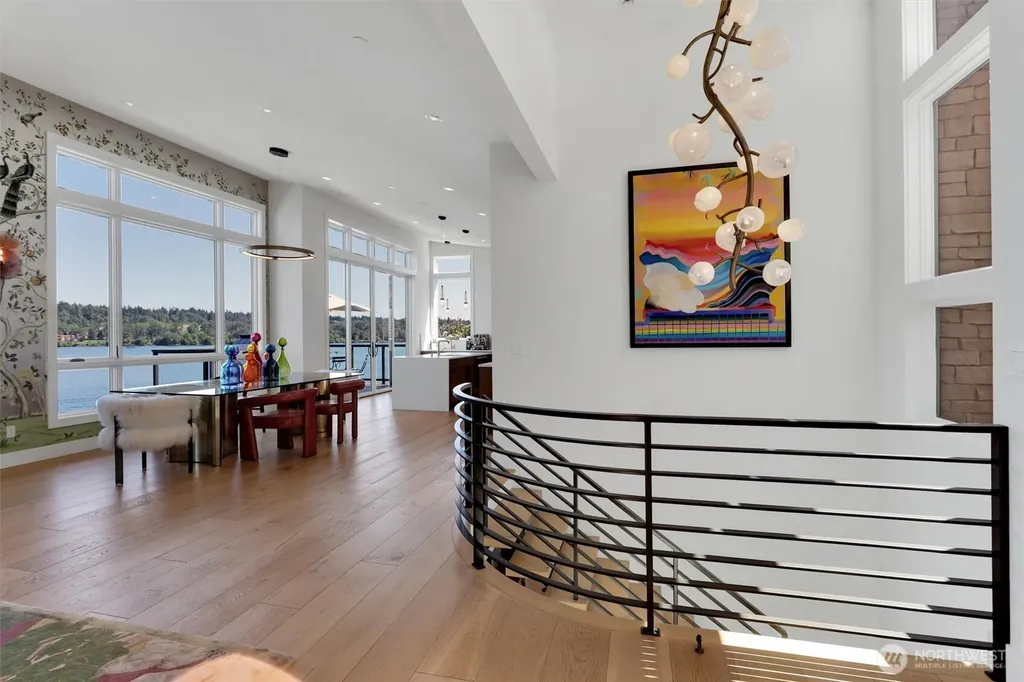6922 96th Avenue SE Mercer Island WA 98040