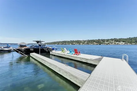 6922 96th Avenue SE Mercer Island WA 98040