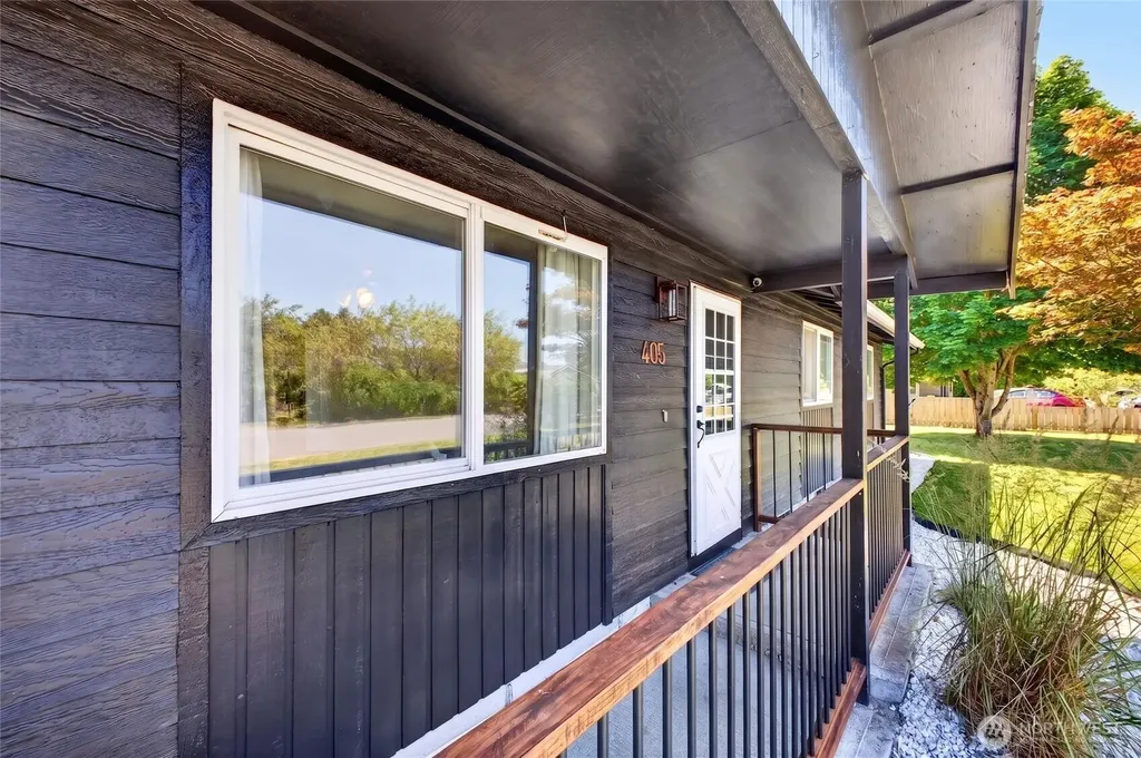 405 Johnson Street Enumclaw WA 98022
