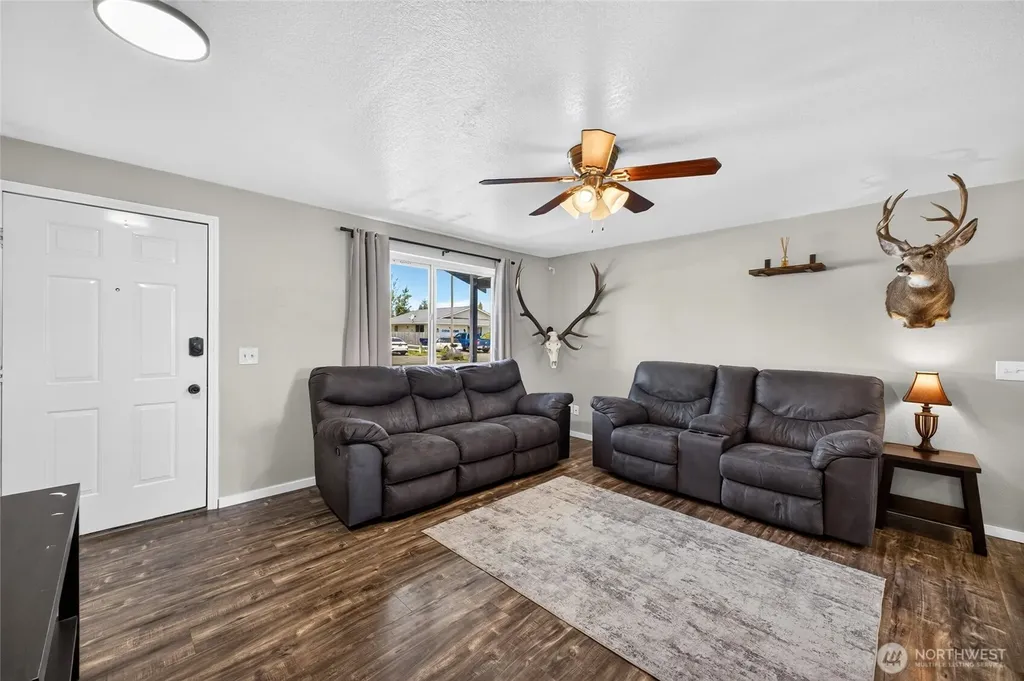 405 Johnson Street Enumclaw WA 98022