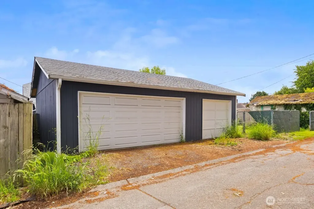 3840 Fawcett Avenue Tacoma WA 98418