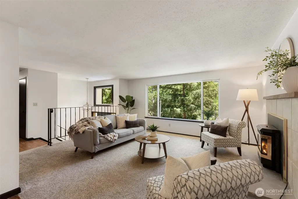14203 Thomas Drive NW Silverdale WA 98383
