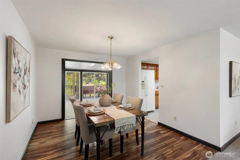 14203 Thomas Drive NW Silverdale WA 98383