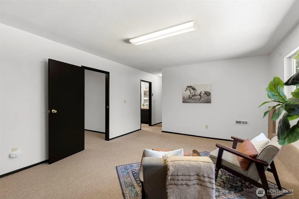 14203 Thomas Drive NW Silverdale WA 98383